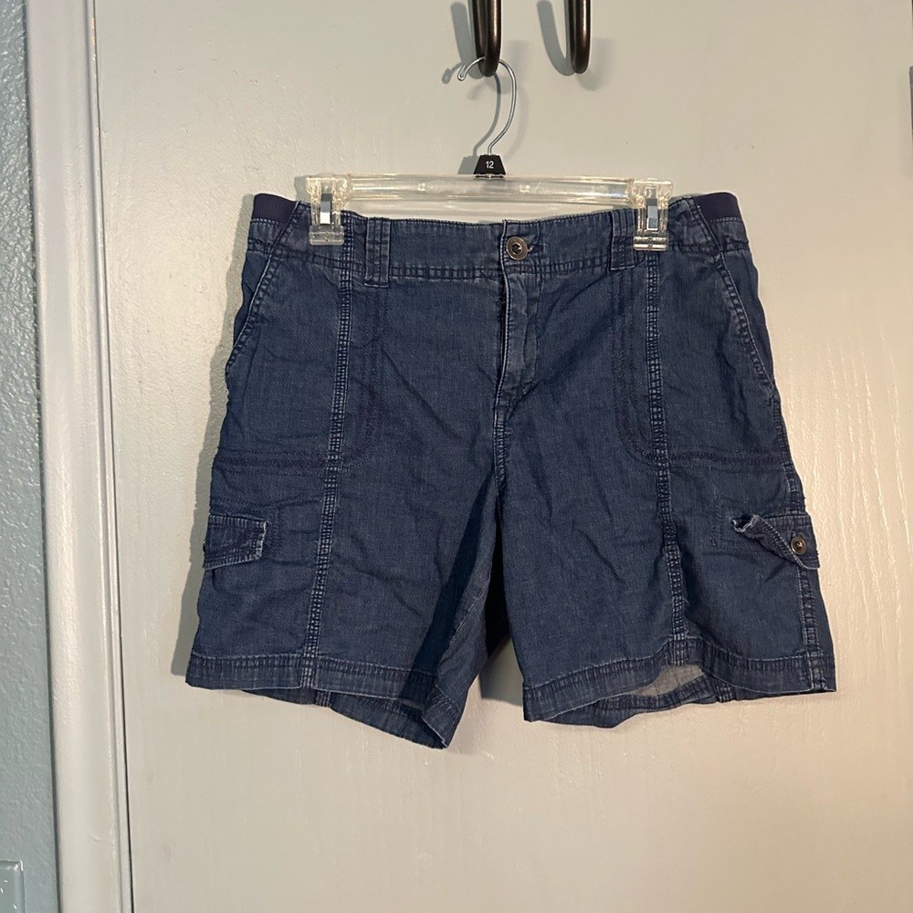 Style & Co women’s denim shorts, elastic waists, two front pockets, 10